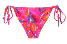 Laad de afbeelding in de Gallery-viewer, Product Front: Rio De Sol Bottom Bottom Flavors Cheeky-Tie
