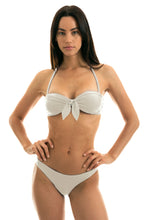 Laad de afbeelding in de Gallery-viewer, Model Front: Rio De Sol Set Perola Bandeau
