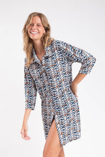 Laad de afbeelding in de Gallery-viewer, Image 09: Rio De Sol Shirtdress Ikat Chemise
