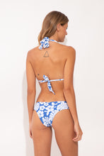 Laad de afbeelding in de Gallery-viewer, Model Back: Wednesday In Hawaii By Rio De Sol Bottom Bottom Pua-Pacifica Mel
