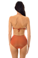 Laad de afbeelding in de Gallery-viewer, Image 06: Rio De Sol Bottom Calcinha Radiante Canela Hot Pant

