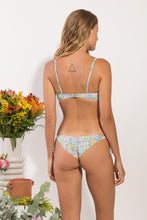 Laad de afbeelding in de Gallery-viewer, Model Back: Rio De Sol Bottom Bottom Tiny-Garden Italy
