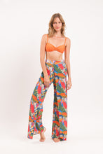 Laad de afbeelding in de Gallery-viewer, Image 08: Rio De Sol Beach Trousers Jungle Wide Pants
