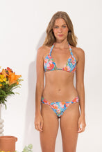 Laad de afbeelding in de Gallery-viewer, Model Front: Rio De Sol Set Set Zinnia Mel
