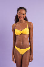 Laad de afbeelding in de Gallery-viewer, Image 09: Rio De Sol Set Set Malibu-Yellow Bandeau-Duo Essential
