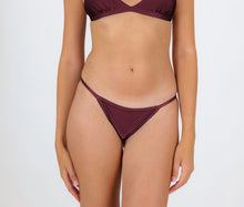 Laad de afbeelding in de Gallery-viewer, Gallery: Rio De Sol Bottom Bottom Barolo California
