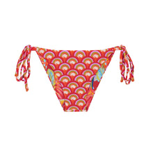 Laad de afbeelding in de Gallery-viewer, Product Front: Rio De Sol Bottom Bottom Floral-Scales Lacinho

