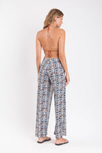Laad de afbeelding in de Gallery-viewer, Model Back: Rio De Sol Beach Trousers Ikat Wide Pants
