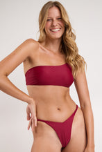 Laad de afbeelding in de Gallery-viewer, Image 09: Rio De Sol Set Set Touch-Carmim Isadora Gigi
