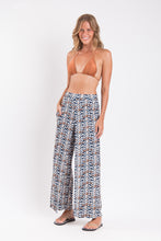 Laad de afbeelding in de Gallery-viewer, Image 04: Rio De Sol Beach Trousers Ikat Wide Pants
