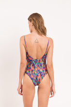 Laad de afbeelding in de Gallery-viewer, Model Back: Rio De Sol One-Piece Euphoria Hype
