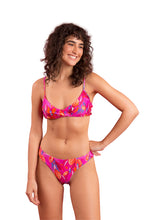 Laad de afbeelding in de Gallery-viewer, Model Front: Rio De Sol Set Set Flavors Balconet-Inv Ciao
