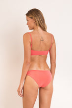 Laad de afbeelding in de Gallery-viewer, Model Back: Rio De Sol Bottom Bottom Malibu-Nina Essential-Comfy
