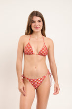 Laad de afbeelding in de Gallery-viewer, Model Front: Rio De Sol Bottom Bottom Floral-Scales Ibiza-Comfy
