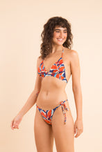 Laad de afbeelding in de Gallery-viewer, Image 12: Rio De Sol Set Set Leaves Tri-Cos Cheeky-Micro
