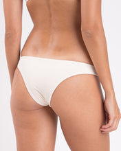 Laad de afbeelding in de Gallery-viewer, Image 05: Rio De Sol Bottom Bottom Malibu-Natural Essential
