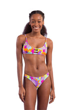 Laad de afbeelding in de Gallery-viewer, Model Front: Rio De Sol Top Top Dreams Bra-Trio
