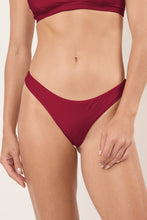 Laad de afbeelding in de Gallery-viewer, Gallery: Rio De Sol Bottom Bottom Touch-Carmim Essential
