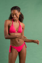 Laad de afbeelding in de Gallery-viewer, Image 12: Rio De Sol Set Set Dots-Virtual-Pink Mel Italy
