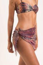 Laad de afbeelding in de Gallery-viewer, Image 06: Rio De Sol Beach Skirt Cobra Mini-Sarong

