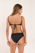 Laad de afbeelding in de Gallery-viewer, Model Back: Rio De Sol Top Top Nero Vickie
