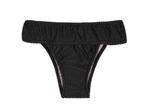 Laad de afbeelding in de Gallery-viewer, Product Front: Rio De Sol Bottom Bottom Cloque Preto Tri Cos
