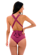 Laad de afbeelding in de Gallery-viewer, Model Back: Rio De Sol One-Piece Valencia Marina
