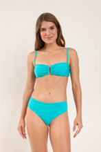 Laad de afbeelding in de Gallery-viewer, Model Front: Rio De Sol Top Top Amb-Nannai Sara

