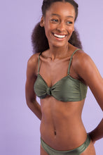 Laad de afbeelding in de Gallery-viewer, Image 10: Rio De Sol Set Set Croco Bandeau-Joy Nice-Fio
