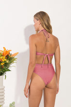 Laad de afbeelding in de Gallery-viewer, Model Back: Rio De Sol Bottom Bottom Shimmer-Confetti Belted-High-Waist
