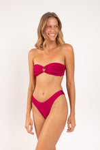 Laad de afbeelding in de Gallery-viewer, Image 05: Rio De Sol Set Set Shimmer-Desejo Mavi Nara
