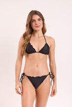 Laad de afbeelding in de Gallery-viewer, Model Front: Rio De Sol Bottom Bottom Touch-Black Frufru
