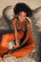 Laad de afbeelding in de Gallery-viewer, Image 12: Rio De Sol Beach Trousers Ferrugo Murana Pants
