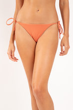 Laad de afbeelding in de Gallery-viewer, Gallery: Rio De Sol Bottom Bottom Sand-Argila Cheeky-Micro
