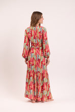 Laad de afbeelding in de Gallery-viewer, Model Back: Rio De Sol Maxi Dresses Sea-Bloom Long Dress Verona
