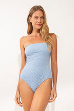 Laad de afbeelding in de Gallery-viewer, Model Front: Rio De Sol One-Piece Drift-Cianita Tube-Op
