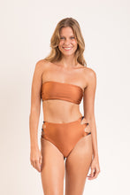 Laad de afbeelding in de Gallery-viewer, Bottom Nocciola High-Waist-Spin
