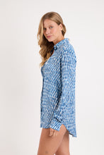 Laad de afbeelding in de Gallery-viewer, Chuva Shirt Greta
