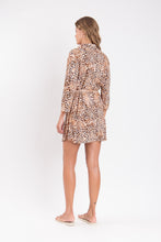 Laad de afbeelding in de Gallery-viewer, Leopard Chemise
