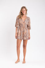 Laad de afbeelding in de Gallery-viewer, Leopard Mini Dress
