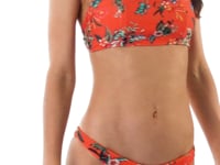 Laad en speel video af in Gallery-viewer, Video: Rio De Sol Set Set Wildflowers Bra-Sport Lisboa
