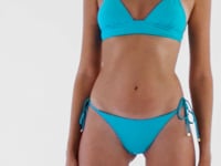 Laad en speel video af in Gallery-viewer, Video: Rio De Sol Top Top Jade Tri-Cos
