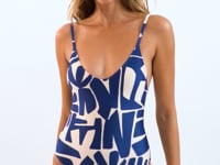 Laad en speel video af in Gallery-viewer, Video: Rio De Sol One-Piece Pottery Hype
