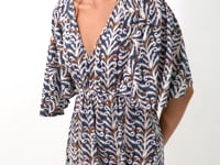 Laad en speel video af in Gallery-viewer, Video: Rio De Sol Mini Dress Ikat Mini Dress
