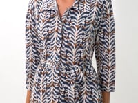 Laad en speel video af in Gallery-viewer, Video: Rio De Sol Shirtdress Ikat Chemise
