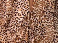 Laad en speel video af in Gallery-viewer, Video: Rio De Sol Maxi Dresses Leopard Long Dress
