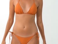 Laad en speel video af in Gallery-viewer, Video: Rio De Sol Bottom Bottom Ocre Lacinho
