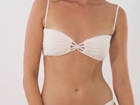 Laad en speel video af in Gallery-viewer, Video: Rio De Sol Bottom Bottom Malibu-Natural Essential-Iris
