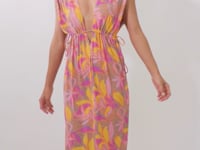 Laad en speel video af in Gallery-viewer, Lyla Long Dress Soleil
