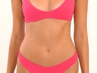 Laad en speel video af in Gallery-viewer, Video: Wednesday In Hawaii By Rio De Sol Set Set Guava Hana Sunset
